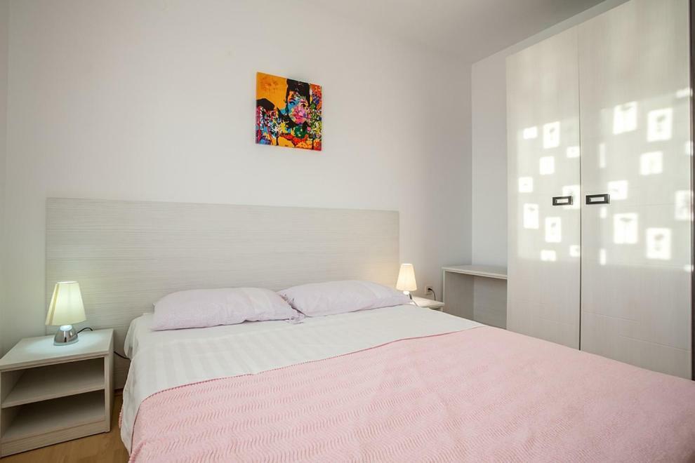 Apartments Jelena Ražanj 外观 照片